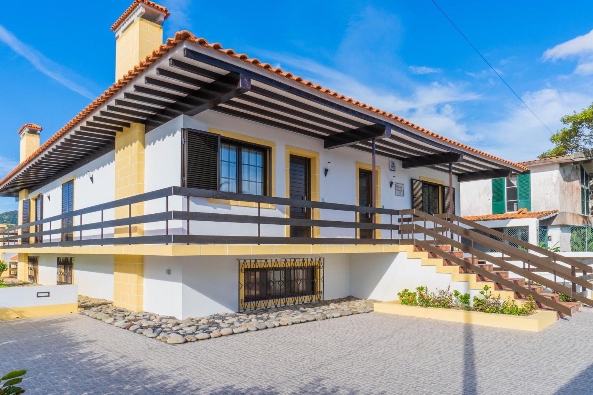 Pinheiro Sun&Beach House Ponta Delgada Buitenkant foto